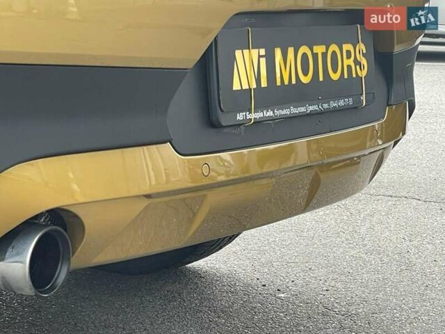 Желтый БМВ X2, объемом двигателя 1.5 л и пробегом 35 тыс. км за 29900 $, фото 13 на Automoto.ua