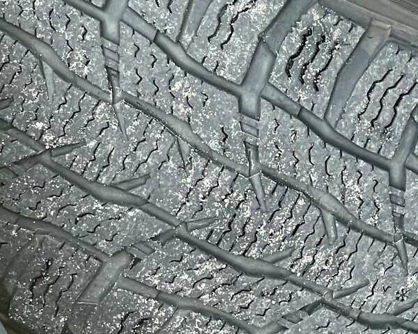 Желтый БМВ X2, объемом двигателя 1.5 л и пробегом 35 тыс. км за 29900 $, фото 29 на Automoto.ua