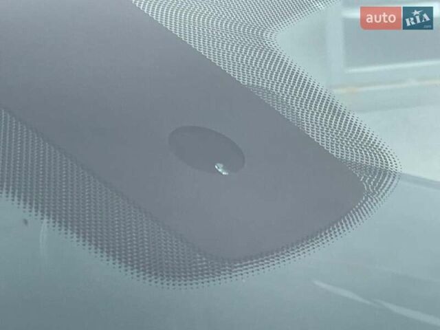 Желтый БМВ X2, объемом двигателя 1.5 л и пробегом 35 тыс. км за 29900 $, фото 31 на Automoto.ua