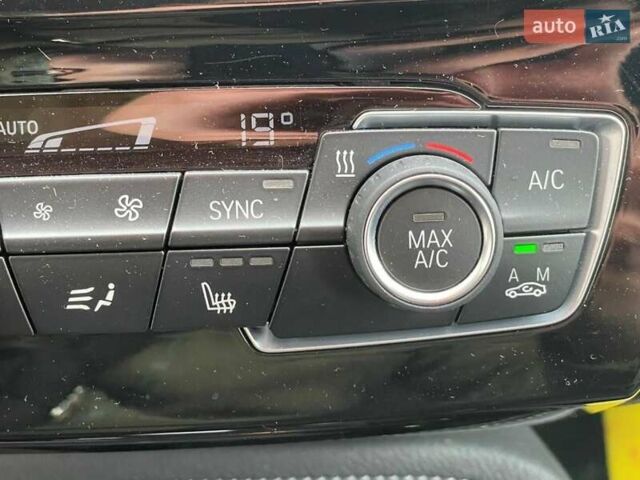 Желтый БМВ X2, объемом двигателя 1.5 л и пробегом 35 тыс. км за 29900 $, фото 48 на Automoto.ua