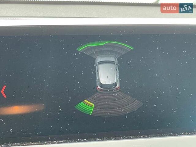 Желтый БМВ X2, объемом двигателя 1.5 л и пробегом 35 тыс. км за 29900 $, фото 53 на Automoto.ua