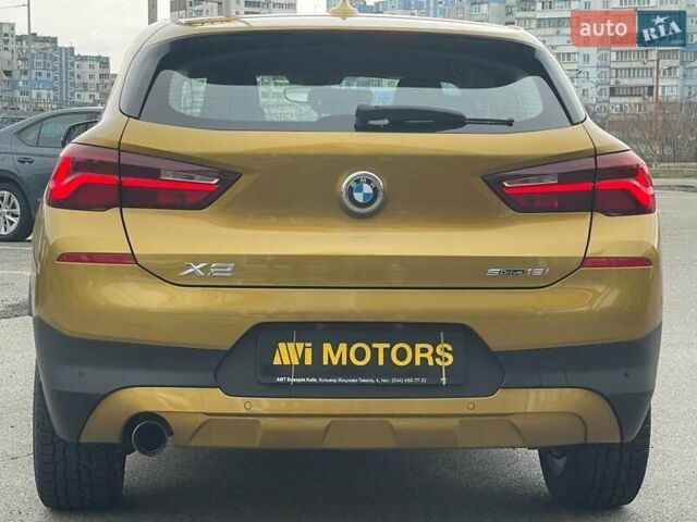 Желтый БМВ X2, объемом двигателя 1.5 л и пробегом 35 тыс. км за 29900 $, фото 18 на Automoto.ua