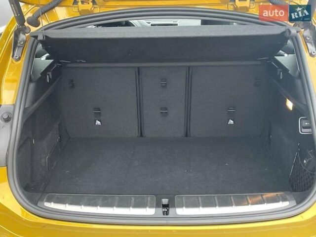 Желтый БМВ X2, объемом двигателя 1.5 л и пробегом 35 тыс. км за 29900 $, фото 61 на Automoto.ua