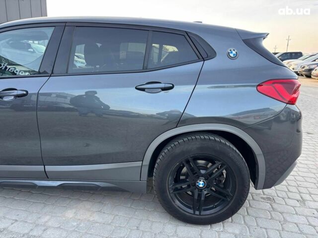 Серый БМВ X2, объемом двигателя 2 л и пробегом 88 тыс. км за 22690 $, фото 4 на Automoto.ua