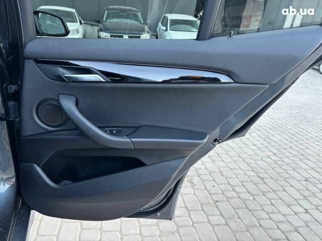 Серый БМВ X2, объемом двигателя 2 л и пробегом 88 тыс. км за 22690 $, фото 20 на Automoto.ua