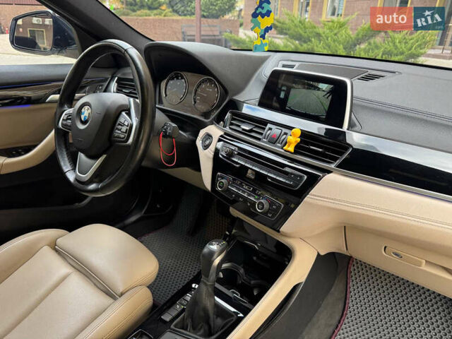 Сірий БМВ X2, об'ємом двигуна 2 л та пробігом 133 тис. км за 22700 $, фото 27 на Automoto.ua