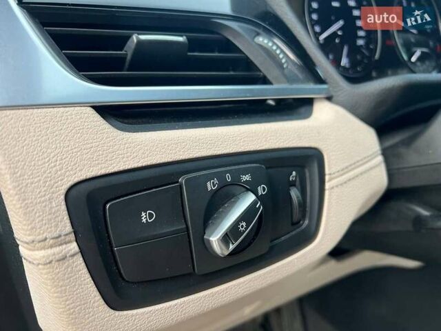 Серый БМВ X2, объемом двигателя 2 л и пробегом 64 тыс. км за 19640 $, фото 18 на Automoto.ua