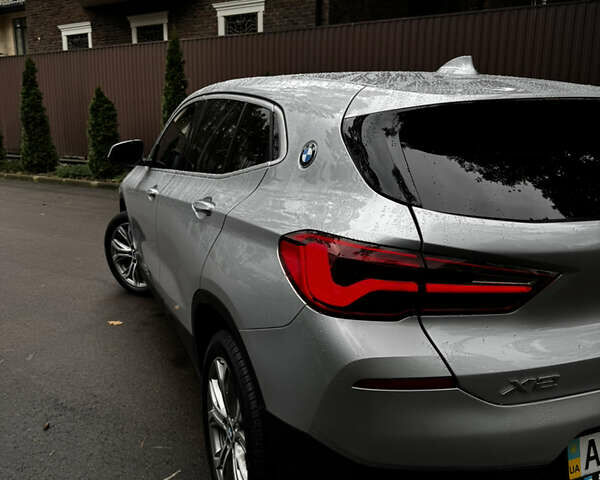 Серый БМВ X2, объемом двигателя 2 л и пробегом 114 тыс. км за 25000 $, фото 10 на Automoto.ua