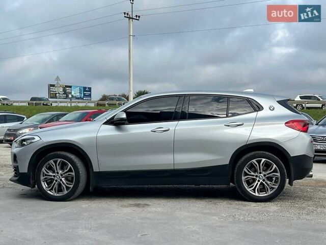 Серый БМВ X2, объемом двигателя 2 л и пробегом 64 тыс. км за 19640 $, фото 3 на Automoto.ua