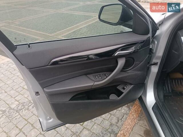 Серый БМВ X2, объемом двигателя 2 л и пробегом 107 тыс. км за 19700 $, фото 9 на Automoto.ua