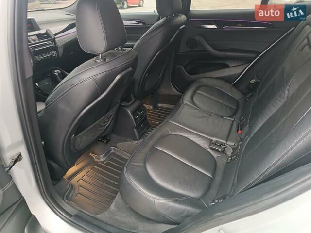 Серый БМВ X2, объемом двигателя 2 л и пробегом 107 тыс. км за 19700 $, фото 12 на Automoto.ua