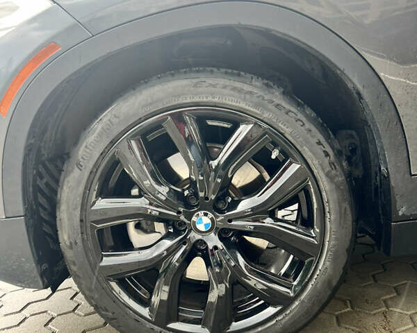 Серый БМВ X2, объемом двигателя 2 л и пробегом 75 тыс. км за 24000 $, фото 13 на Automoto.ua