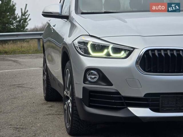 Сірий БМВ X2, об'ємом двигуна 2 л та пробігом 57 тис. км за 21499 $, фото 13 на Automoto.ua