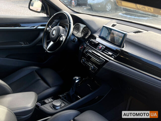 Серый БМВ X2, объемом двигателя 2 л и пробегом 86 тыс. км за 25990 $, фото 23 на Automoto.ua