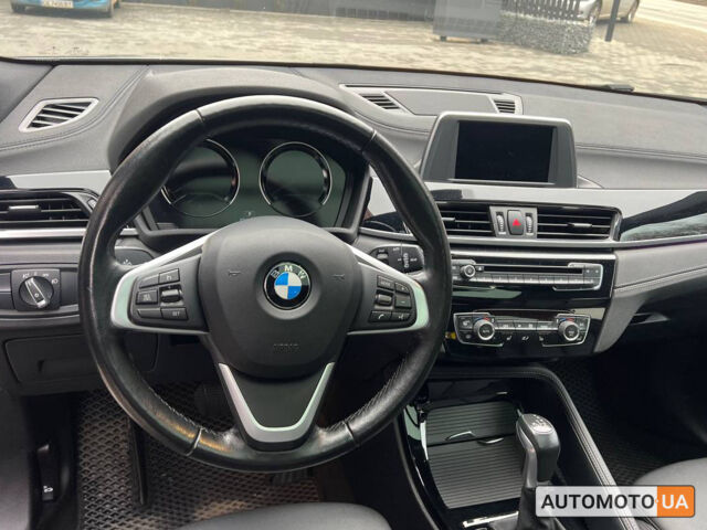 Серый БМВ X2, объемом двигателя 2 л и пробегом 43 тыс. км за 28000 $, фото 10 на Automoto.ua