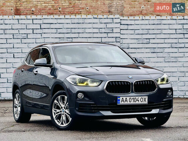 Сірий БМВ X2, об'ємом двигуна 2 л та пробігом 106 тис. км за 18800 $, фото 3 на Automoto.ua