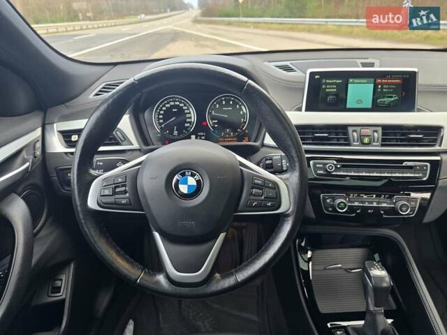 Сірий БМВ X2, об'ємом двигуна 2 л та пробігом 57 тис. км за 21499 $, фото 69 на Automoto.ua