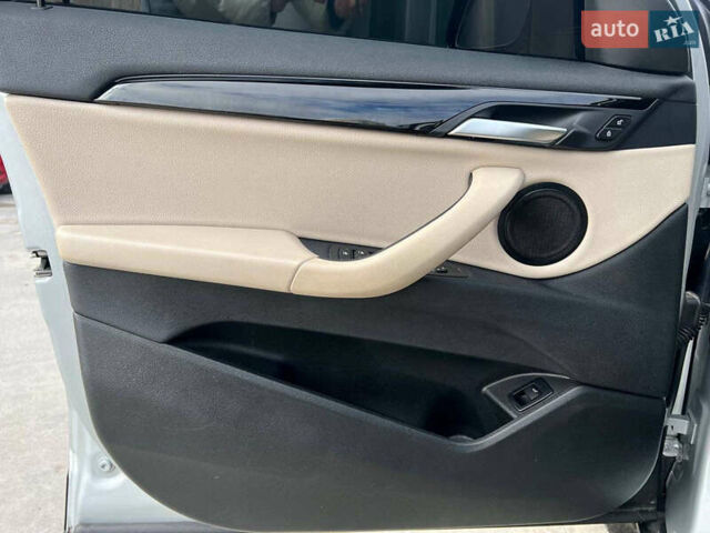 Серый БМВ X2, объемом двигателя 2 л и пробегом 64 тыс. км за 19640 $, фото 14 на Automoto.ua