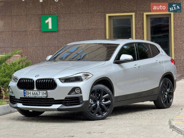Сірий БМВ X2, об'ємом двигуна 2 л та пробігом 133 тис. км за 22700 $, фото 1 на Automoto.ua