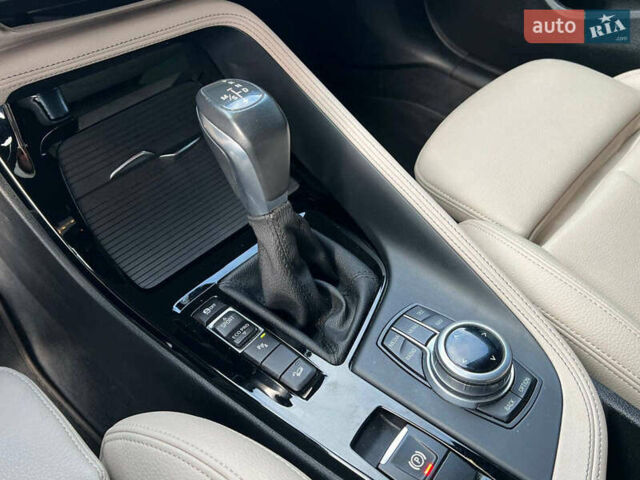 Серый БМВ X2, объемом двигателя 2 л и пробегом 64 тыс. км за 19640 $, фото 30 на Automoto.ua