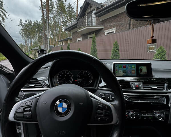 Серый БМВ X2, объемом двигателя 2 л и пробегом 114 тыс. км за 25000 $, фото 25 на Automoto.ua