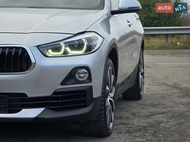 Сірий БМВ X2, об'ємом двигуна 2 л та пробігом 57 тис. км за 21499 $, фото 14 на Automoto.ua