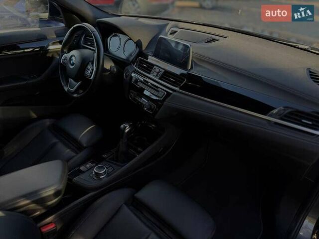 Серый БМВ X2, объемом двигателя 0 л и пробегом 118 тыс. км за 21900 $, фото 22 на Automoto.ua