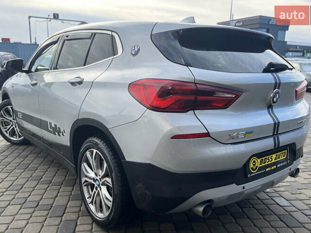 Серый БМВ X2, объемом двигателя 2 л и пробегом 86 тыс. км за 25000 $, фото 4 на Automoto.ua