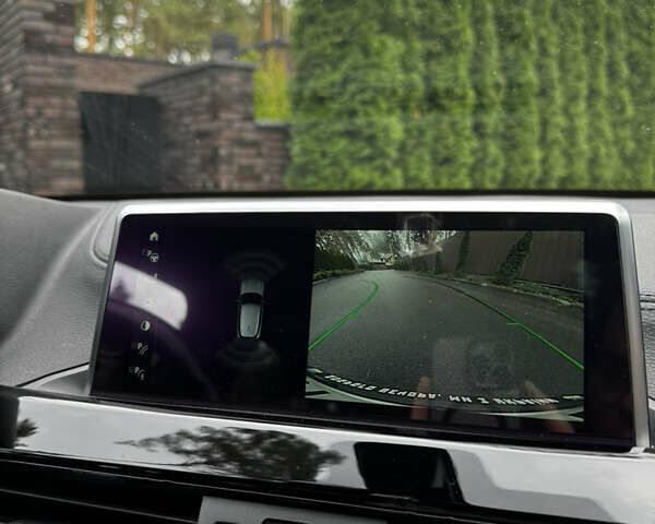 Серый БМВ X2, объемом двигателя 2 л и пробегом 114 тыс. км за 25000 $, фото 33 на Automoto.ua