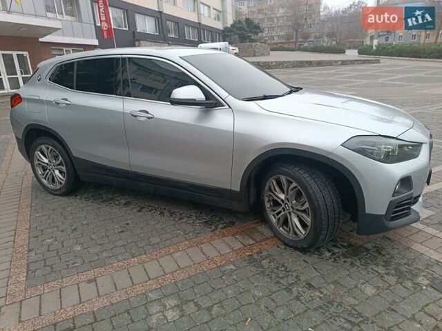 Серый БМВ X2, объемом двигателя 2 л и пробегом 107 тыс. км за 19700 $, фото 6 на Automoto.ua