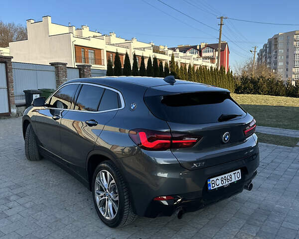 Серый БМВ X2, объемом двигателя 2 л и пробегом 138 тыс. км за 19900 $, фото 4 на Automoto.ua