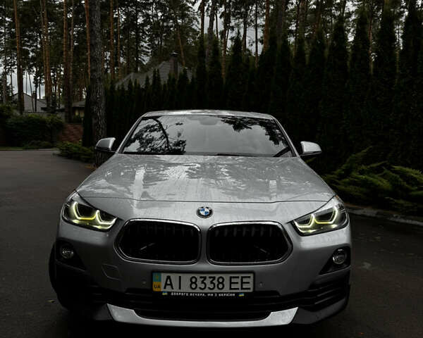 Серый БМВ X2, объемом двигателя 2 л и пробегом 114 тыс. км за 25000 $, фото 7 на Automoto.ua