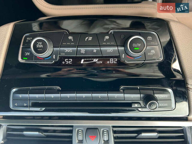 Серый БМВ X2, объемом двигателя 2 л и пробегом 64 тыс. км за 19640 $, фото 29 на Automoto.ua