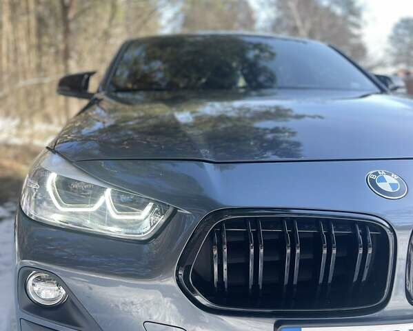 Сірий БМВ X2, об'ємом двигуна 2 л та пробігом 89 тис. км за 27300 $, фото 1 на Automoto.ua