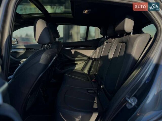 Серый БМВ X2, объемом двигателя 0 л и пробегом 118 тыс. км за 21900 $, фото 15 на Automoto.ua