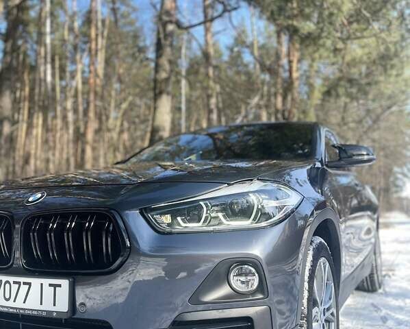 Сірий БМВ X2, об'ємом двигуна 2 л та пробігом 89 тис. км за 27300 $, фото 3 на Automoto.ua