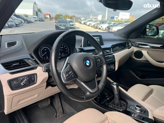 Сірий БМВ X2, об'ємом двигуна 2 л та пробігом 64 тис. км за 19640 $, фото 17 на Automoto.ua