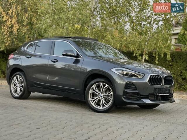 Серый БМВ X2, объемом двигателя 2 л и пробегом 34 тыс. км за 21900 $, фото 11 на Automoto.ua