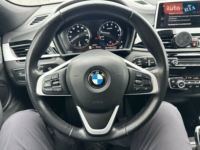 Серый БМВ X2, объемом двигателя 2 л и пробегом 81 тыс. км за 22900 $, фото 40 на Automoto.ua