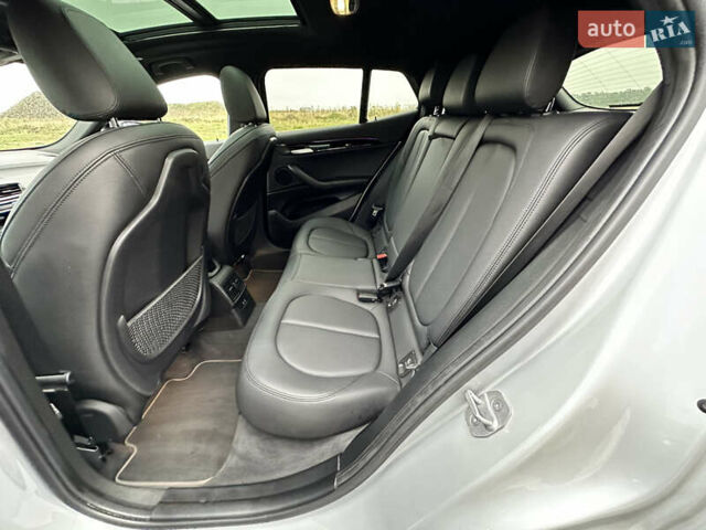 Серый БМВ X2, объемом двигателя 2 л и пробегом 81 тыс. км за 22900 $, фото 56 на Automoto.ua