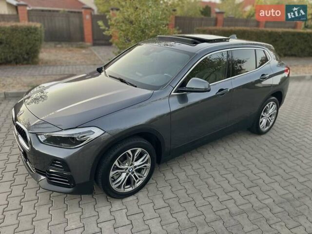 Серый БМВ X2, объемом двигателя 2 л и пробегом 34 тыс. км за 21900 $, фото 7 на Automoto.ua