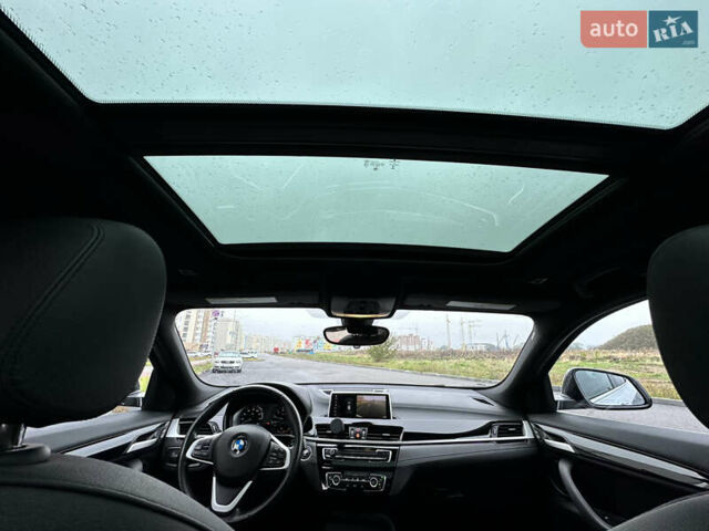 Серый БМВ X2, объемом двигателя 2 л и пробегом 81 тыс. км за 22900 $, фото 59 на Automoto.ua