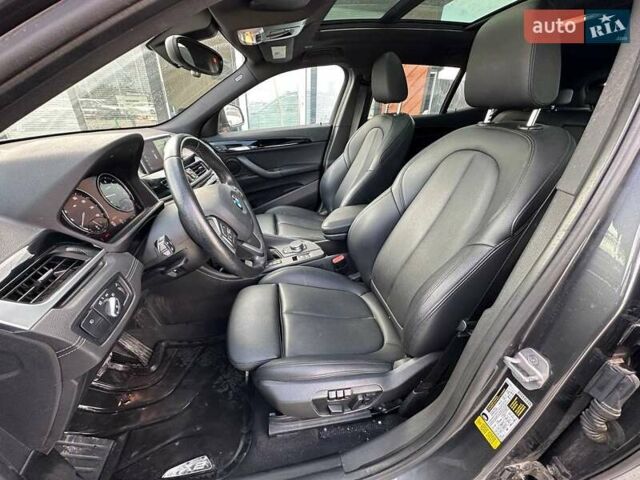 Серый БМВ X2, объемом двигателя 0 л и пробегом 119 тыс. км за 14500 $, фото 7 на Automoto.ua