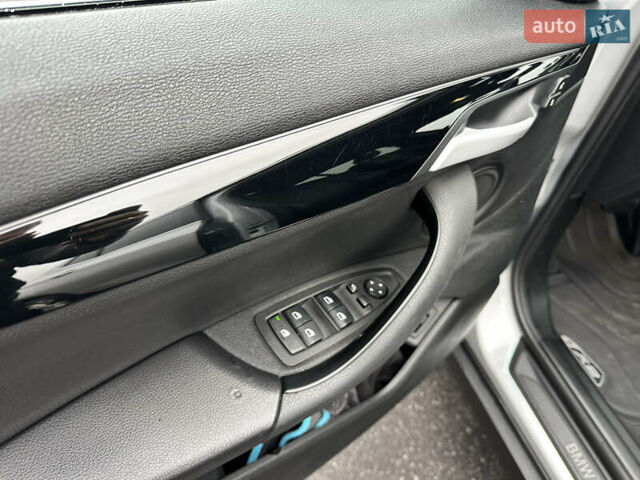 Серый БМВ X2, объемом двигателя 2 л и пробегом 81 тыс. км за 22900 $, фото 31 на Automoto.ua