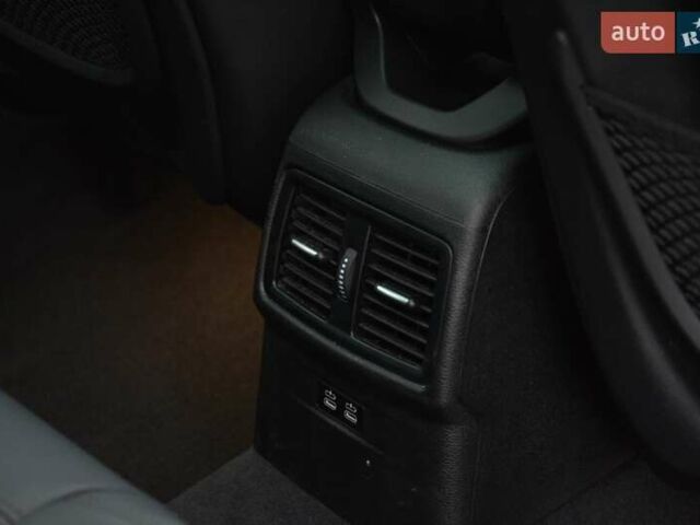 Сірий БМВ X2, об'ємом двигуна 2 л та пробігом 89 тис. км за 23900 $, фото 53 на Automoto.ua