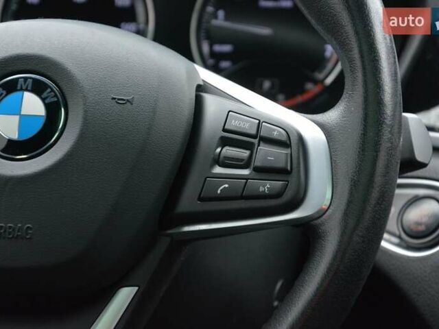 Сірий БМВ X2, об'ємом двигуна 2 л та пробігом 89 тис. км за 23900 $, фото 25 на Automoto.ua