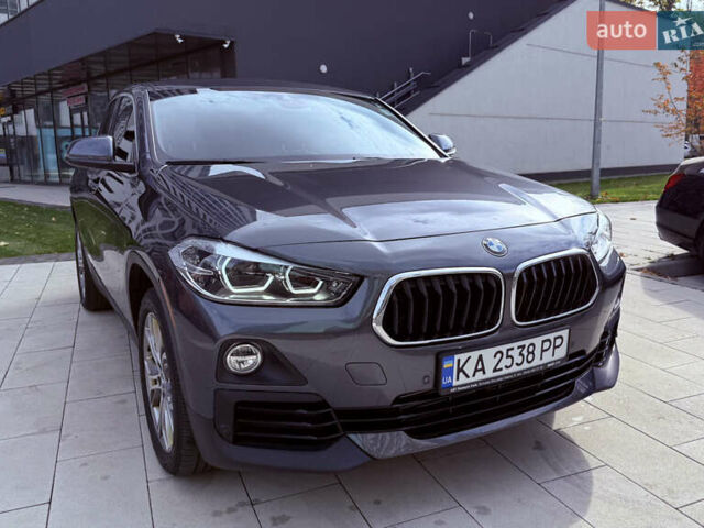 Серый БМВ X2, объемом двигателя 2 л и пробегом 89 тыс. км за 25500 $, фото 5 на Automoto.ua