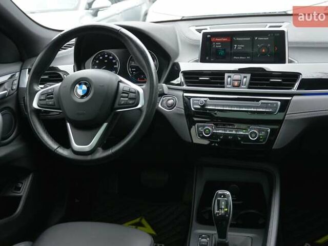 Серый БМВ X2, объемом двигателя 2 л и пробегом 89 тыс. км за 24500 $, фото 22 на Automoto.ua