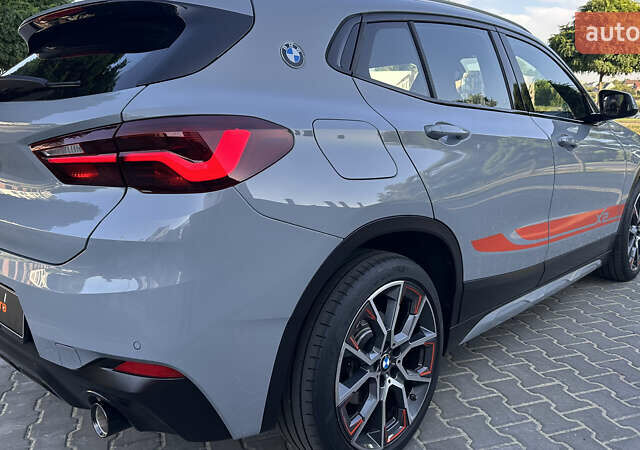 Сірий БМВ X2, об'ємом двигуна 2 л та пробігом 117 тис. км за 36595 $, фото 25 на Automoto.ua