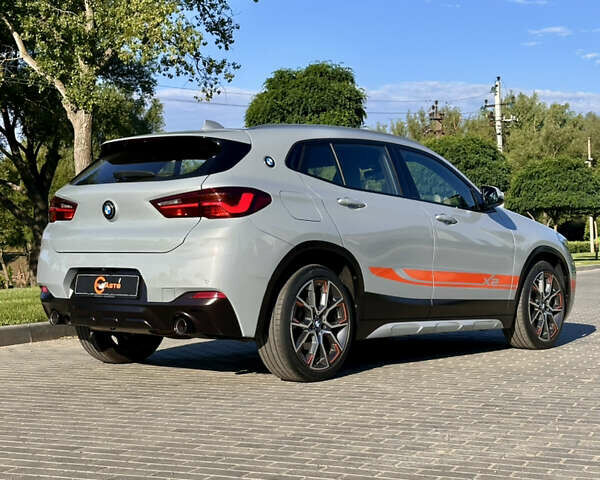 Серый БМВ X2, объемом двигателя 2 л и пробегом 117 тыс. км за 36500 $, фото 21 на Automoto.ua